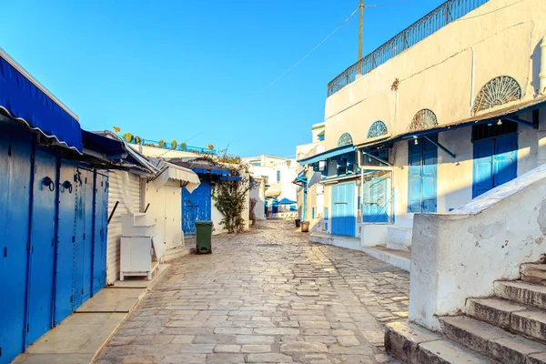 Città bianco-blu di Sidi Bou Said, Tunisia . — Foto Stock