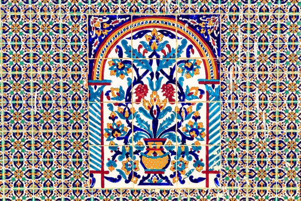 Padrão de azulejos tunisianos coloridos . — Fotografia de Stock