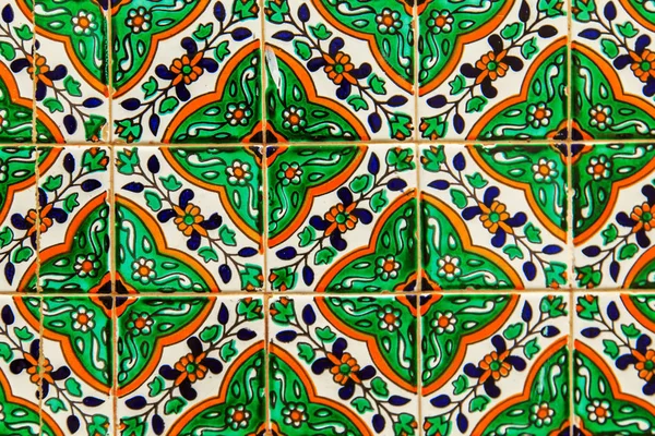 カラフルなチュニジアのタイル パターン. — ストック写真