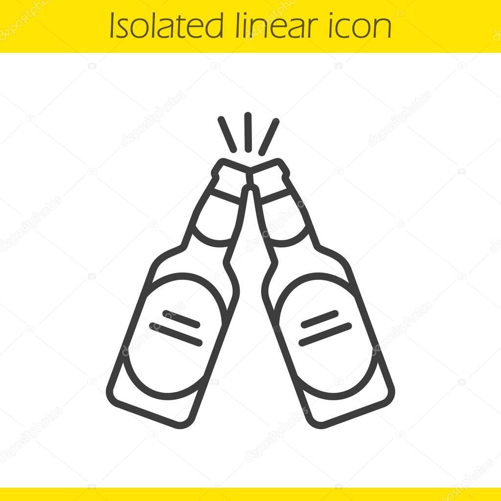 Toasting beer bottles linear icon. Cheers. Thin line illustration. Two beer bottles contour symbol. Pub and bar sign. Vector isolated outline drawing