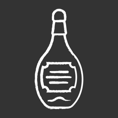 Cam şarap, viski, rom tebeşiri ikonu. Yerel alkollü içecek, içecek. Kırmızı etiketli renkli cam içki şişesi. Barda, kafede, restoranda Stemware var. İzole edilmiş vektör karatahta çizimi