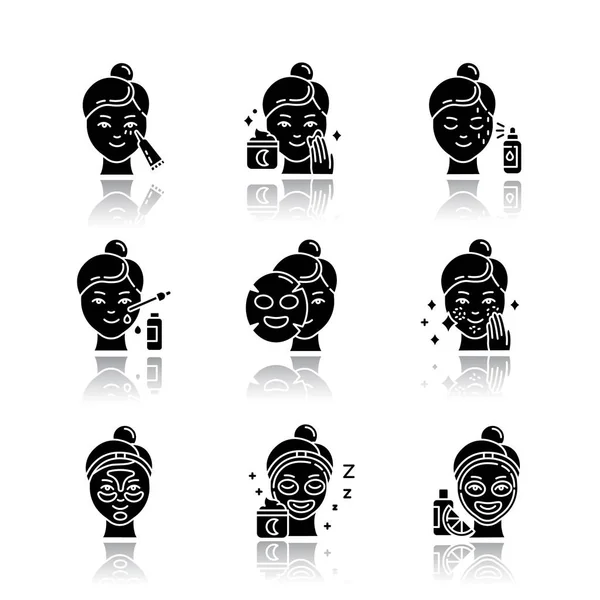 Los procedimientos de cuidado de la piel dejan caer iconos de glifo negro conjunto. Buenas noches. — Vector de stock