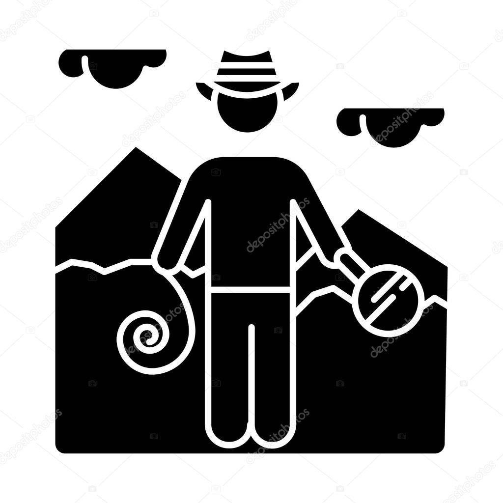 Adventurer glyph icon. Discovery of egyptian artifacts. Treasure hunter. Pyramid exploration. Ancient monument expedition. Silhouette symbol. Negative space. Vector isolated illustration
