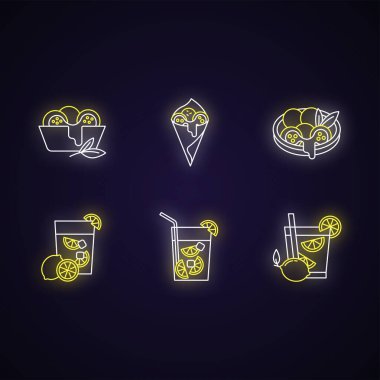 Brezilya mutfağı neon ışık ikonları hazır. Arancini. - Ekmek. Caipirinha. Limonlu alkollü içecek. Geleneksel yemek. Dış ışık efektli işaretler. Vektör izole edilmiş RGB renk çizimleri