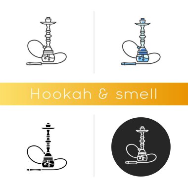 Nargile simgesi. Sheesha 'nın evi. Nikotin soluma objesi. Nargile salonu. Koku borudan geliyor. Buharlaşmanın kokusu. Sigara içme alanı. Lineer siyah ve RGB renk stilleri. İzole vektör çizimleri