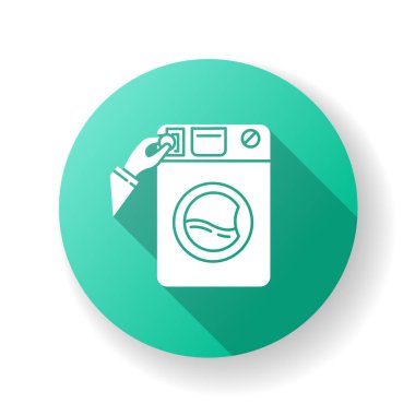 Çamaşır yıkama yeşil düz dizayn uzun gölge simgesi. Çamaşırhane, çamaşır bakterisi, ticari çamaşır makinesi, bozuk para yıkama servisi, endüstriyel çamaşır makinesi. Siluet Rgb renk çizimi