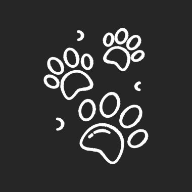 Evcil hayvan pençesi izleri siyah arkaplanda beyaz tebeşir ikonu. Hayvan ayak izleri. Köpek yürüyüşü patikası. Kedi adımları. Ayı pençesi izi. Yavru ayak. Veteriner servisi. İzole edilmiş vektör karatahta çizimi