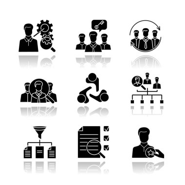 İşe alım, gölge siyah kabartma simgeleri ayarlandı. Yönetici araması, profesyonel kelle avcılığı. Şirket çalışanlarının araştırması, yeterli personel alımı. Beyaz uzayda izole vektör çizimleri