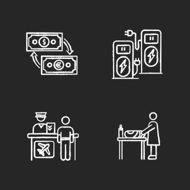 Havaalanı terminali tebeşir beyazı simgeleri siyah arkaplanda ayarlandı. Para değişimi. Güç yüklemesi. self servis büfesi. Anne ve bebek için masa değiştiriyorum. İzole edilmiş vektör karatahta çizimleri