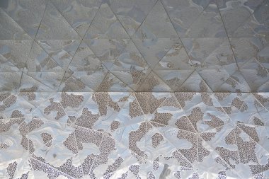 Bir arka plan oluşturan organik metalik gri geometri