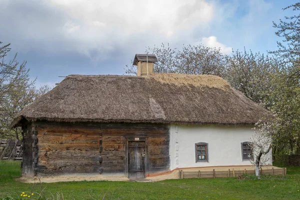 Pirogovo Muzeum na świeżym powietrzu w pobliżu Kiev. — Zdjęcie stockowe