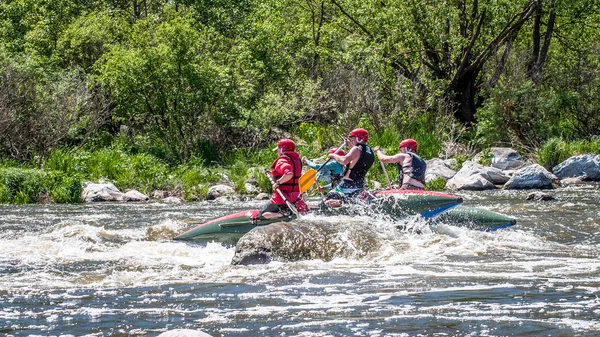 Myhiya Ukraine 1Er Mai 2018 Rafting Kayak Tourisme Aquatique Écologique — Photo