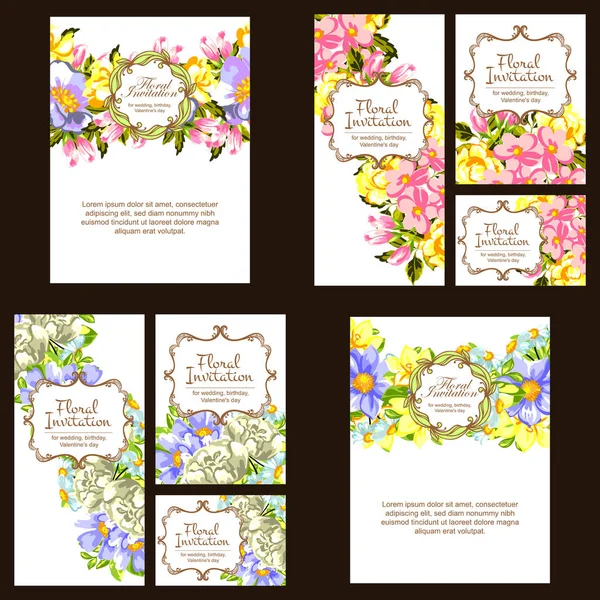 Set van bloemen uitnodigingskaarten — Stockvector