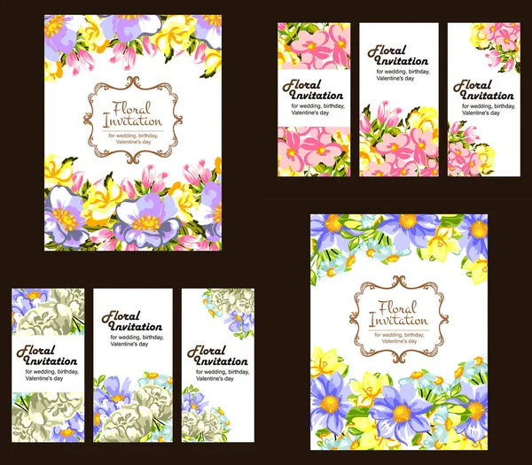 Set van bloemen uitnodigingskaarten — Stockvector