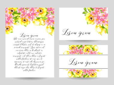 davetiye kartlarla çiçek öğeleri