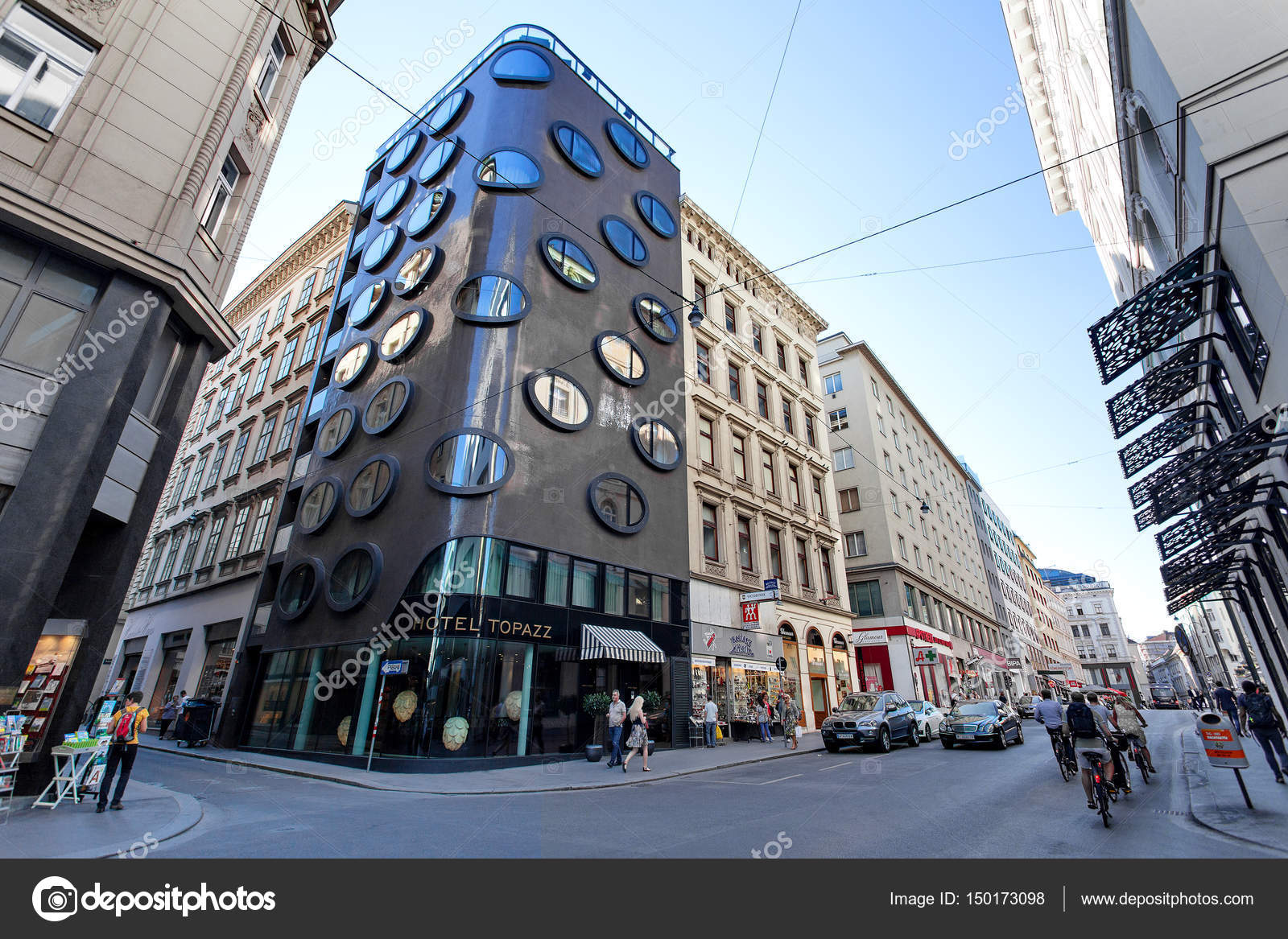 Modern Buildings Part - 38: Architecture - Historical And Modern Buildings In The Center Of Vienna, Austria U2014 Stock Photo