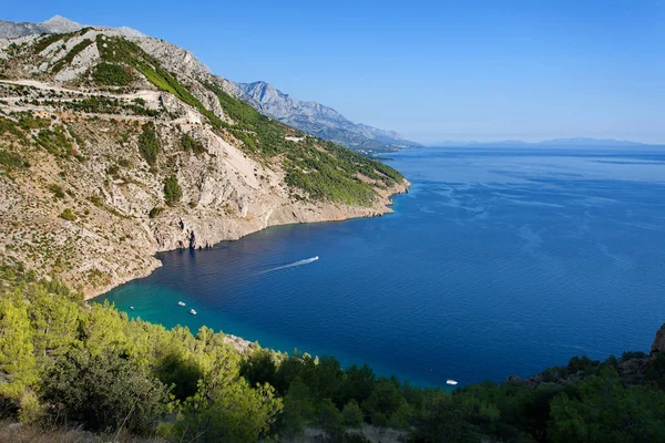 アドリア海の海 - マカルスカ リビエラ (近くマカルスカ)、ダルマチア、クロアチア — ストック写真