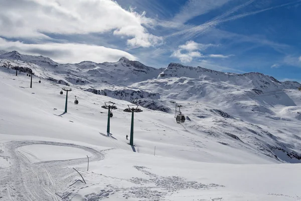 Berg skiën - Italië, Valle d'Aosta, Breuil-Cervinia, Aostavallei, Breuil Cervinia — Stockfoto