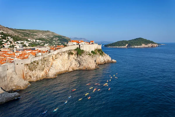 Pohled na staré město Dubrovník z Fort Lovrijenac, Dubrovník, Chorvatsko — Stock fotografie