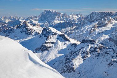 Dolomites, İtalya - Sass Pordoi, Arabba-Marmolada, Val Di Fassa görünümünden