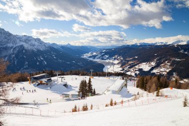 Monte Elmo, Dolomites, İtalya - dağ Kayak ve snowboard. Sexten (Sesto), Trentino-Alto Adige, Puster Vadisi (Alta Pusteria), South Tyrol.