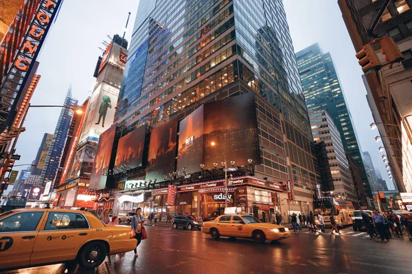 Traffico Notturno Vicino Times Square New York Midtown Manhattan New — Foto Stock