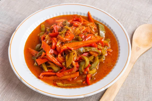Italienisches Essen Paprika Zwiebeln Und Tomaten Peperonata — Stockfoto