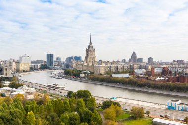 Moskova nehri manzaralı güzel bir Moskova şehri.