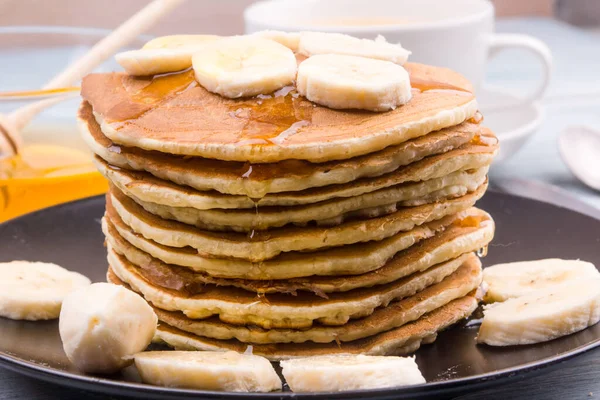 Delicious Traditional American Pancakes Banana Slices Honey — Stock Photo, Image