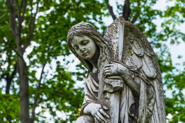 Russia Moscow Necropolis Donskoy Monastery May 2018 Angel Ancient Tombstone — Stock Photo, Image