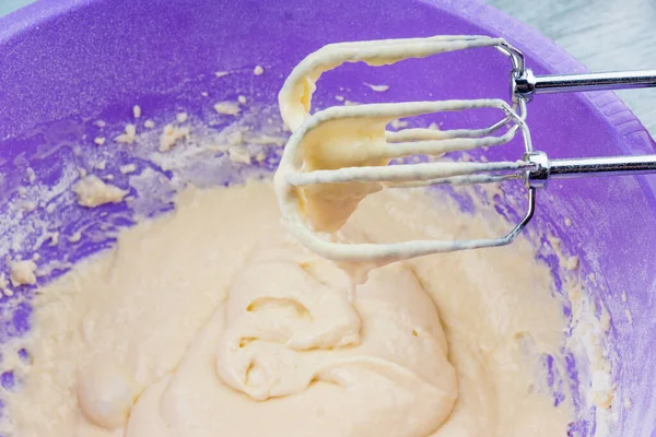 Mixer Kneads Dough Bowl Close — Stock Photo, Image