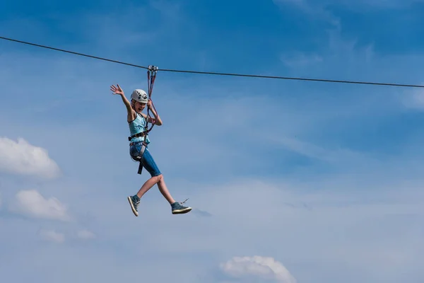 Russia Moscow Kolomenskoye Park May 2018 Girl Riding Zip Line — Stock Photo, Image