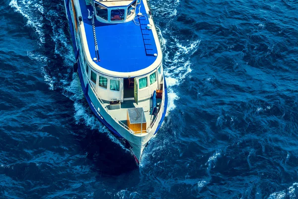 Top Udsigt Krydstogtskib Det Blå Hav - Stock-foto