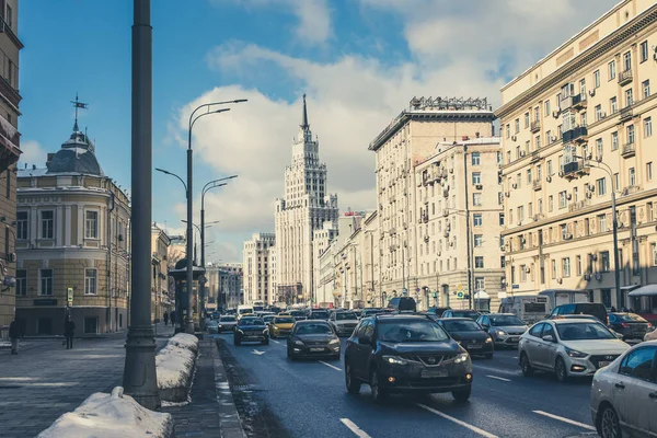 Moscou Rússia Fevereiro 2018 Moscovo Vista Rua Sadovo Chernogryazskaya Arranha — Fotografia de Stock