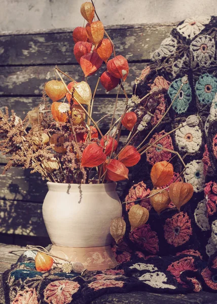 Bir Vazoda Çiçekler buket Stilllife