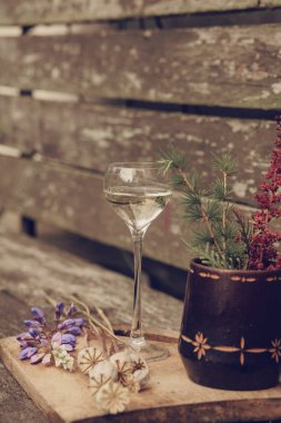 Alkol cam gözlükler