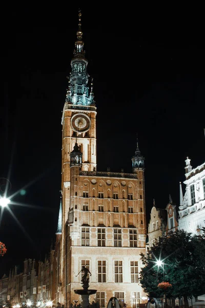 Velké staré přístavní město na pobřeží Baltského moře, centrum města VI — Stock fotografie