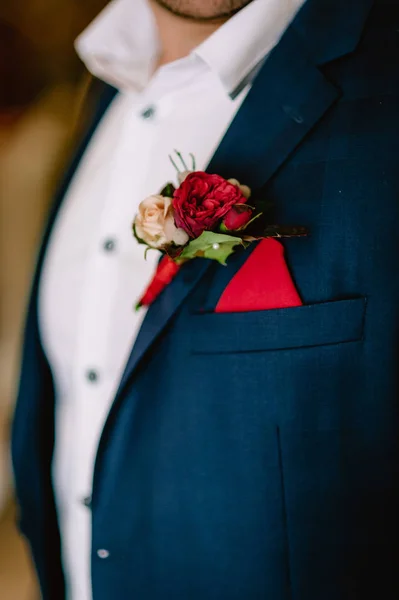 Boutonniere 신랑입니다. 웨딩 스타일. — 스톡 사진