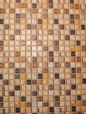 Küçük renkli duvar kiremitleri. Dikey doku