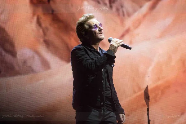 U2- Joshua Tree 30-year Anniversary- Bono, Lead singer — Stock Photo, Image