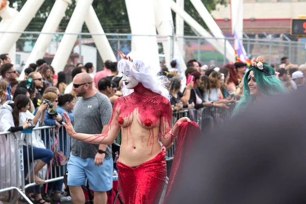 38 yıllık Mermaid parade-Brooklyn New York Usa