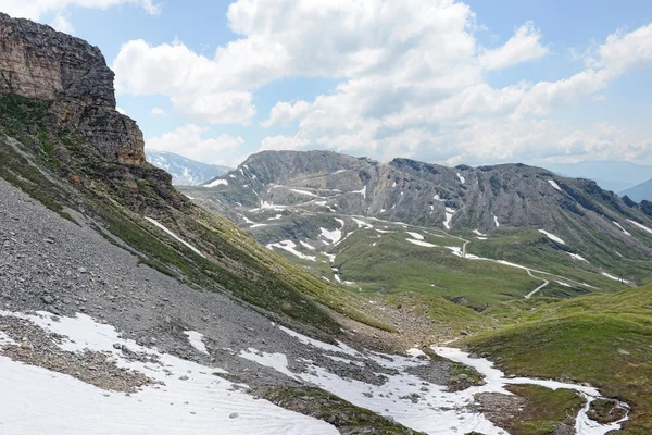 Grossglocker zona de montaña con nieve en verano —  Fotos de Stock