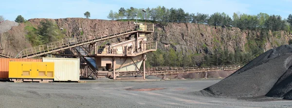 Stone crusher in a quarry mine of porphyry rock. — Stock Photo, Image