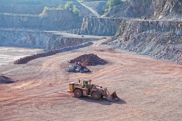 Vista a una mina de roca de pórfido — Foto de Stock