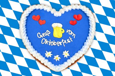 Oktoberfest gingerbread kalp