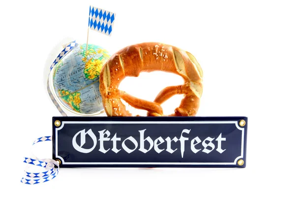 Oktoberfest metal öğeleri işaretiyle simit dünya ile bavari gibi — Stok fotoğraf