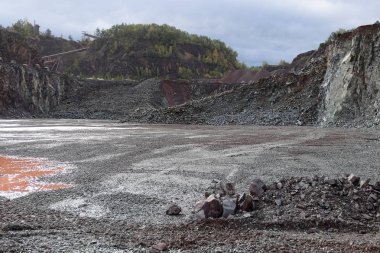 Bir ocağına benim porfir rocks için göster.