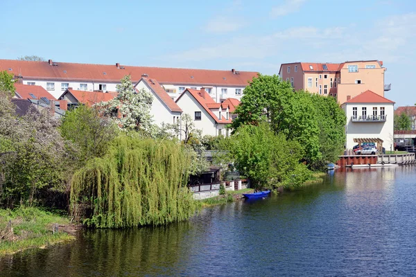 Rathenow (德国) 与哈维尔河的城市景观及传统 — 图库照片