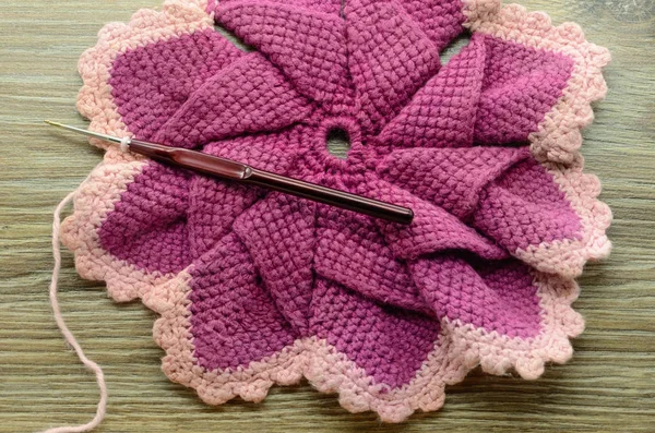 Crocheting colorful oven cloth. handmade — Stock Photo, Image