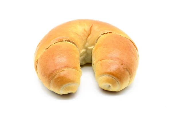 Deutsches Buttercroissant auf weißem isolierten Hintergrund — Stockfoto